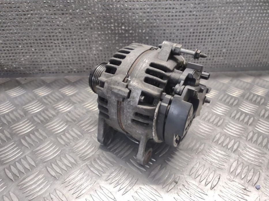 Alternador Renault Clio Dacia Duster Megane Kangoo 1.5 Dci 120A