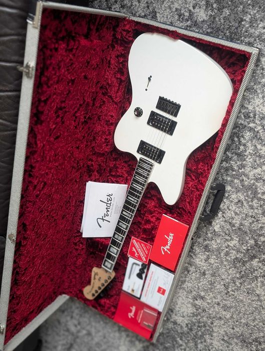 Электрогитара Fender Jim Root Jazzmaster V4 Flat White + Кейс (2024)