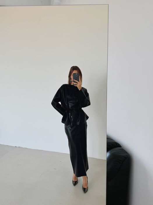 Новий костюм Українського бренда з еко шкіри