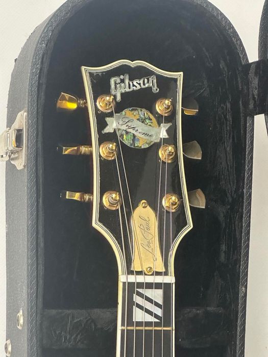 Акція! Gibson Les Paul Supreme 2004 Wine Red (3490$)