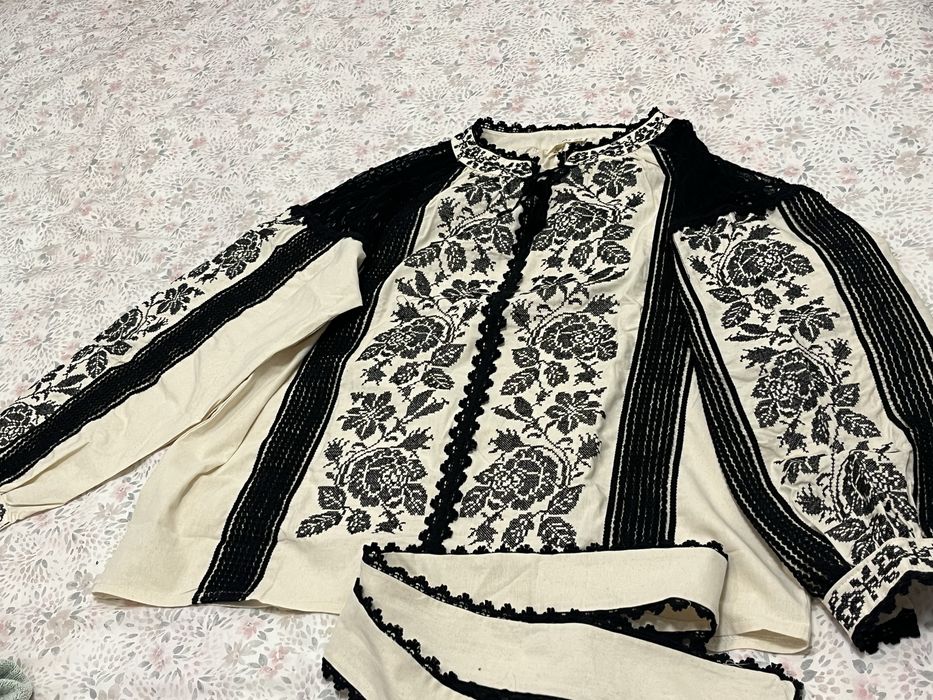 Жіноча вишиванка, розмір 2XL