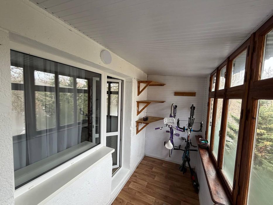 Продам 3-х ком.квартиру на Черемушках. Капремонт.(275-485)