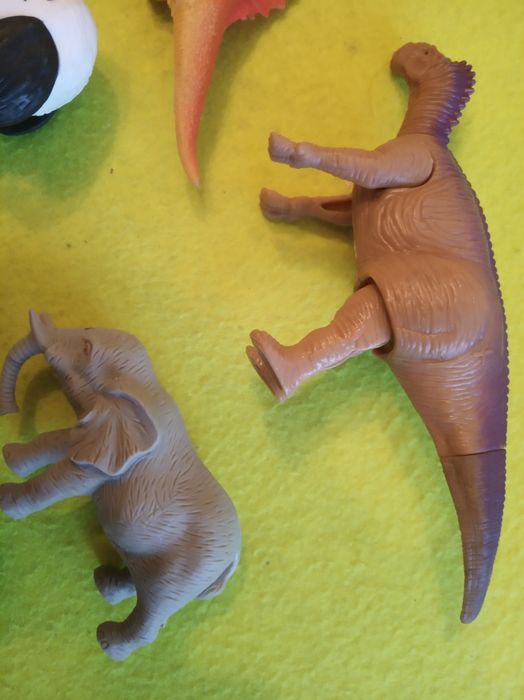 8 BONECOS de coleção