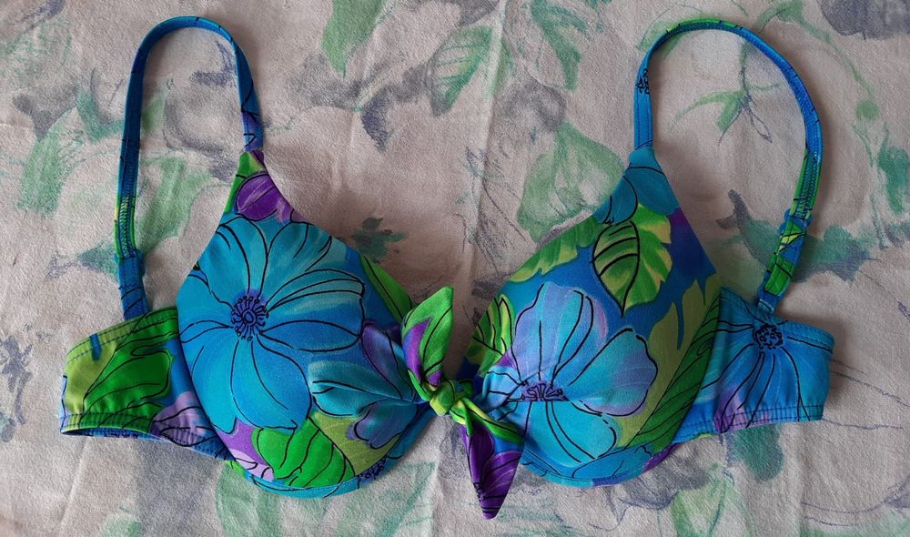 Góra bikini * rozm. 38 * marka bodyid