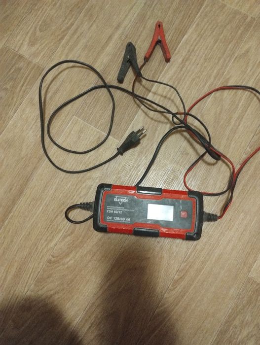 Зарядное устройство