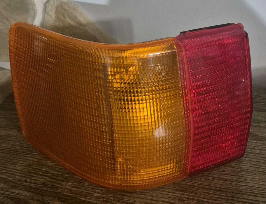 Lampa Lewa Tylna AUDI 80 B3 (86-91r.) SEDAN Oryginalna HELLA