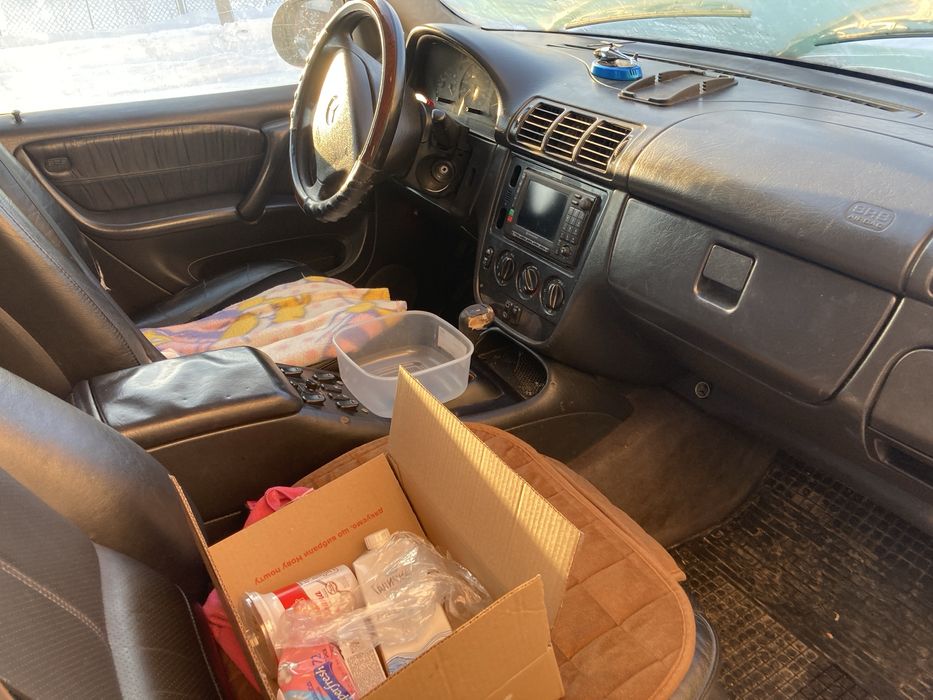 продається мерседес мл 2.7 дизель