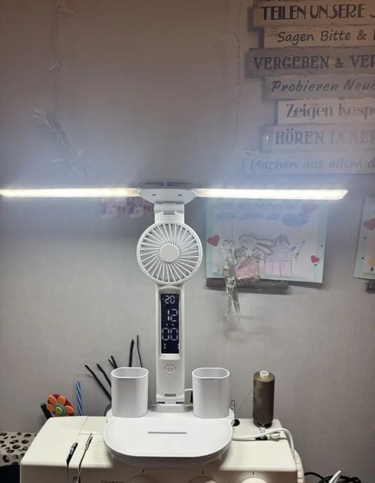 Настольная  светодиодная лампа сенсорная с вентилятором и часами