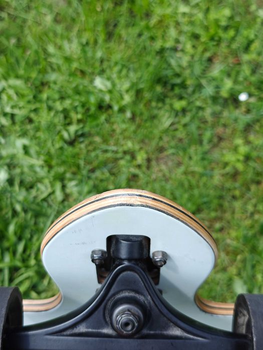 Landyachtz Battle Axe Paper Tiger - longboard