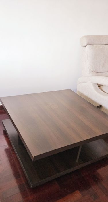 Mesa de centro em madeira