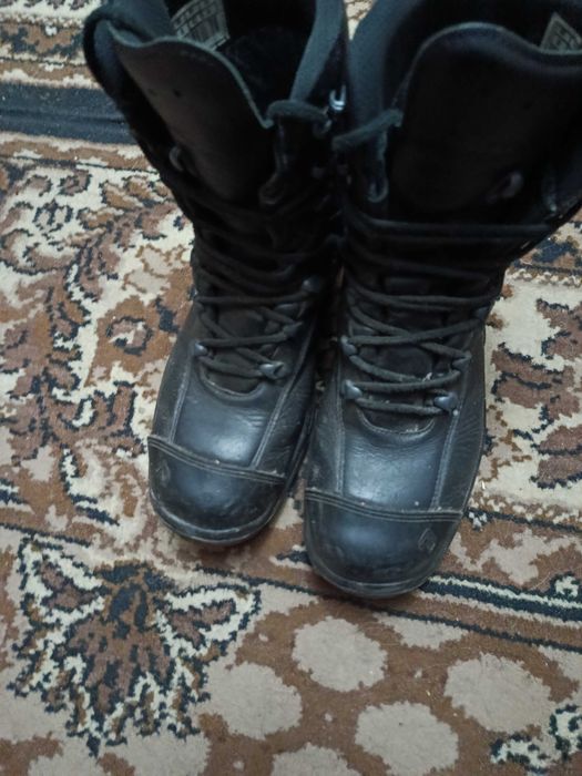 Продам берці демісезонні
