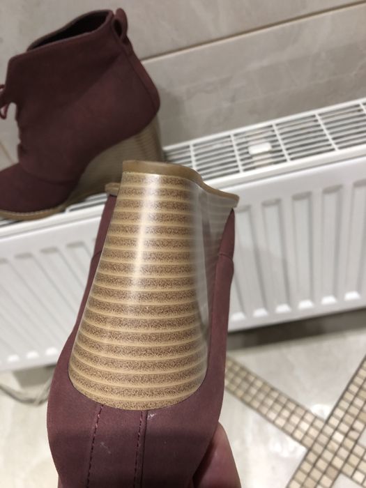 Черевики/сапожки жіночі NAUTIKA розмір 38