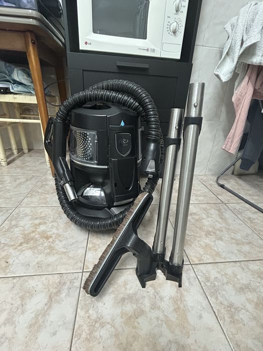 Vende-se Rainbow com accesórios