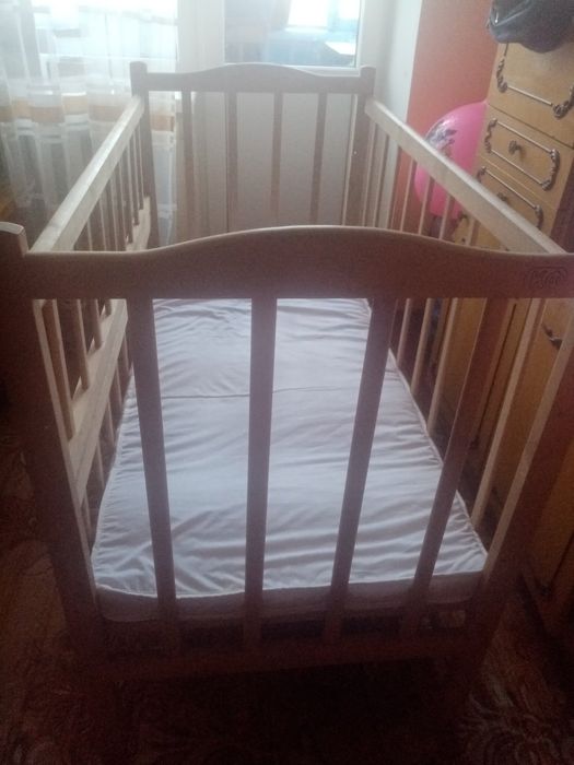 Продам ліжечко в ідеальному стані. Самовивіз.