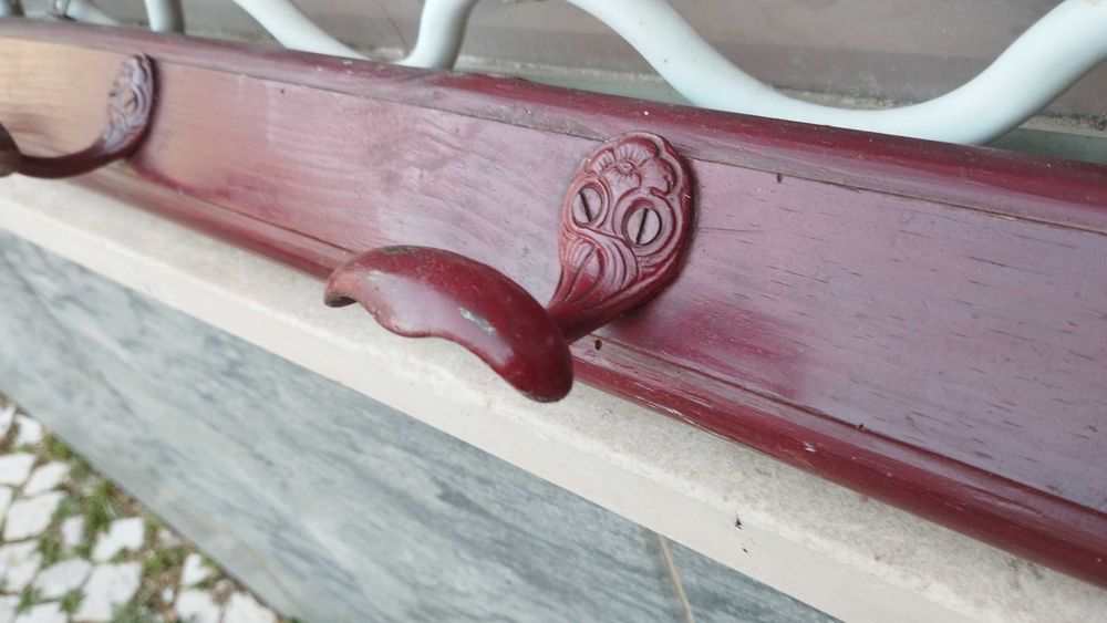 Cabides de parede antigos