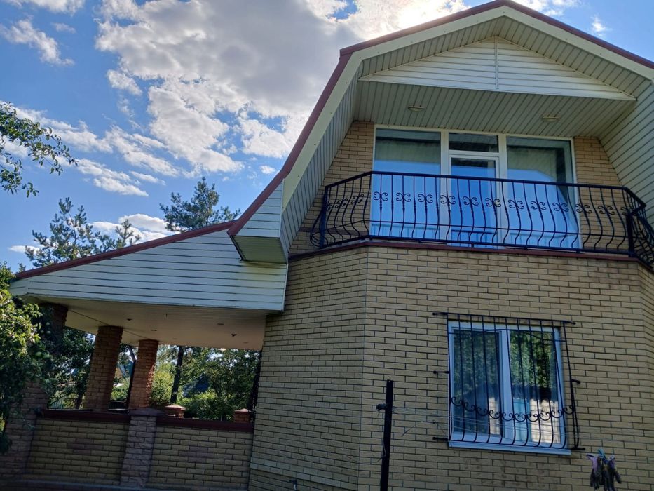 Продам капітальний будинок-дачу в лісовій зоні біля м. Самар