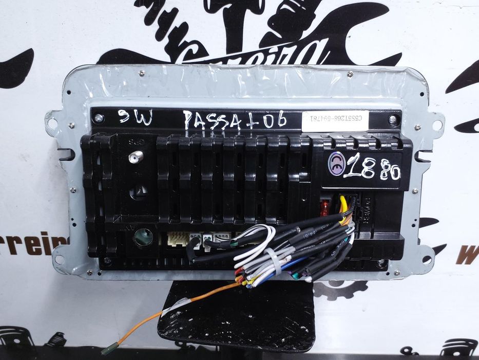 RADIO VW PASSAT (3C2) REF: C5S5T268-594781  | 2005 - 2010