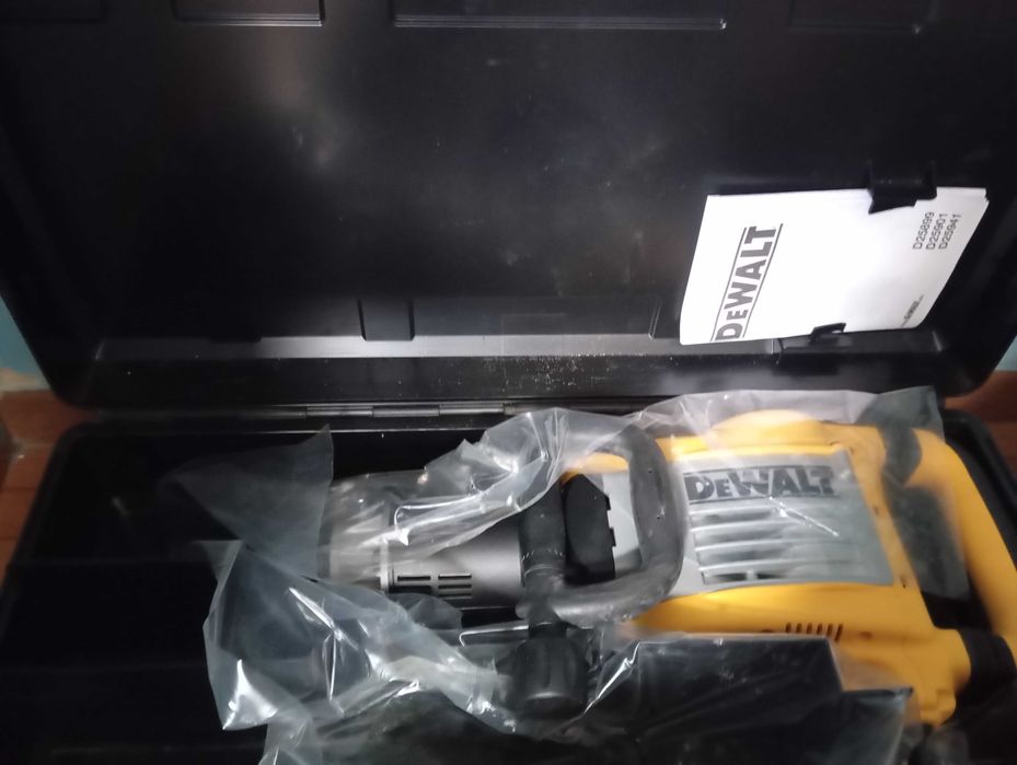 Máquina Martelo DeWalt D25901K