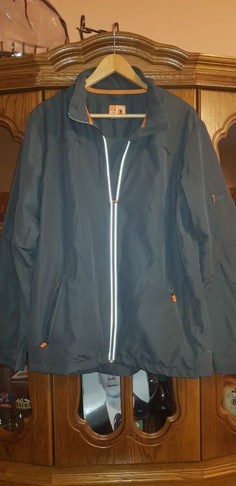 Kurtko-bluza  męska  w rozmiarze 50