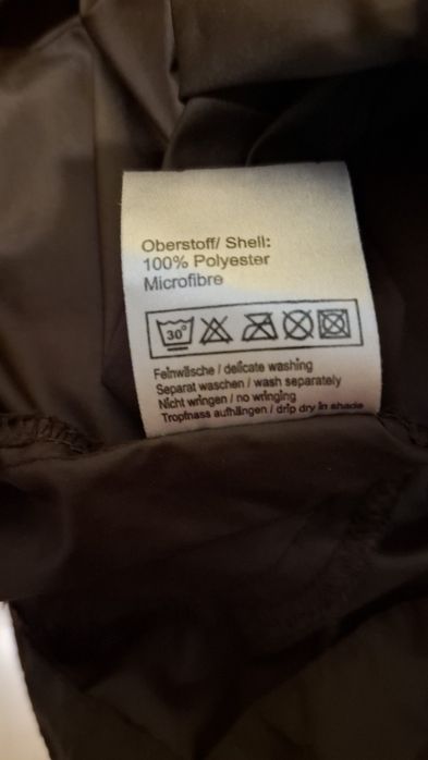 Bezrękawnik damski.