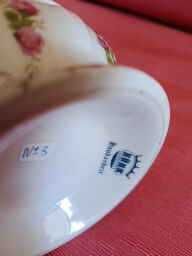 caneca de porcelana