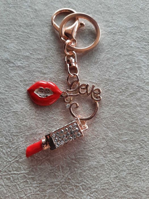Szminka i usta - breloczek