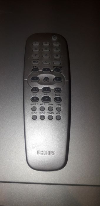 Dvd Philips + pilot i kabel euro. Stan dobry.