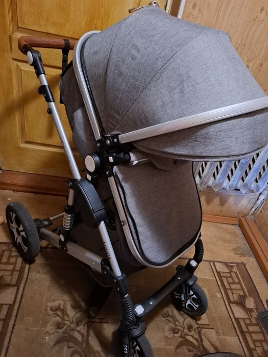 Продам дитячу коляску 3в1 Kesser( Німеччина). Люлька, автокрісло і прогулянкова коляска. Від народження до 3-4 років( до 22кг)