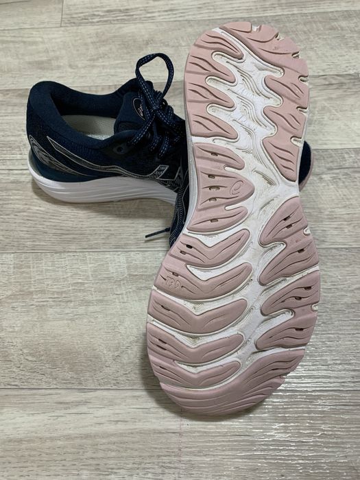 Кросівки ASICS gel cumulus 23. 40-40,5 оригінал