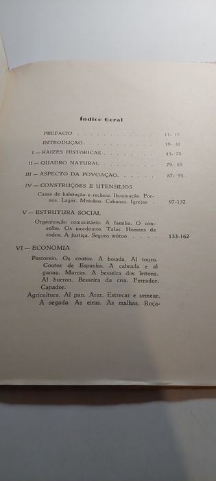 Rio de Onor, Comunitarismo Agro-Pastoril - Jorge Dias (1ª edição)
