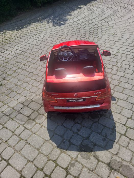 Akumulatorowy samochodzik dla dziecka Mercedes GLS63