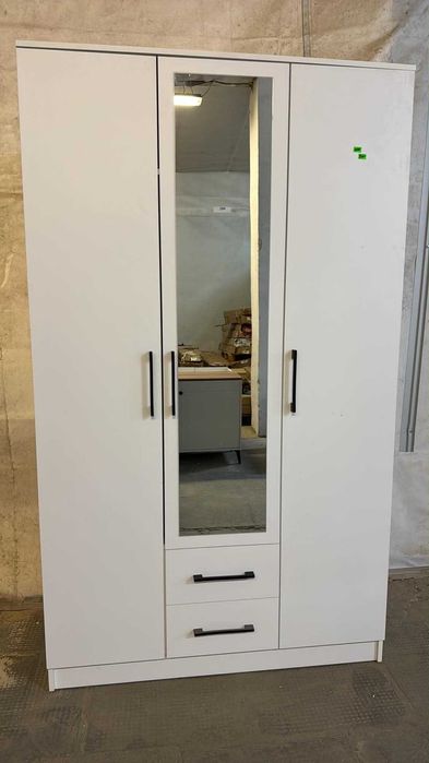Outlet Meblowy – Nowe, Złożone Meble w Atrakcyjnych Cenach!