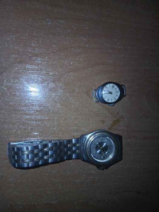 Продам часы разные