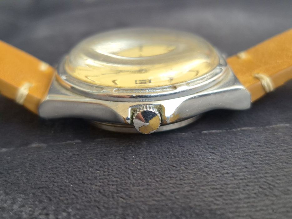 Вінтажний механічний годинник SEKONDA 17 Jewels