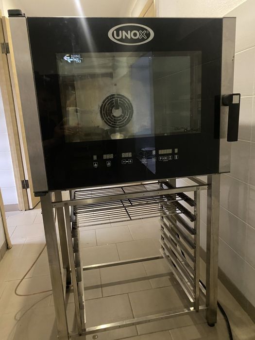Підставка під пароконвектомат Unox XVC305/304Підставка під пароконвект