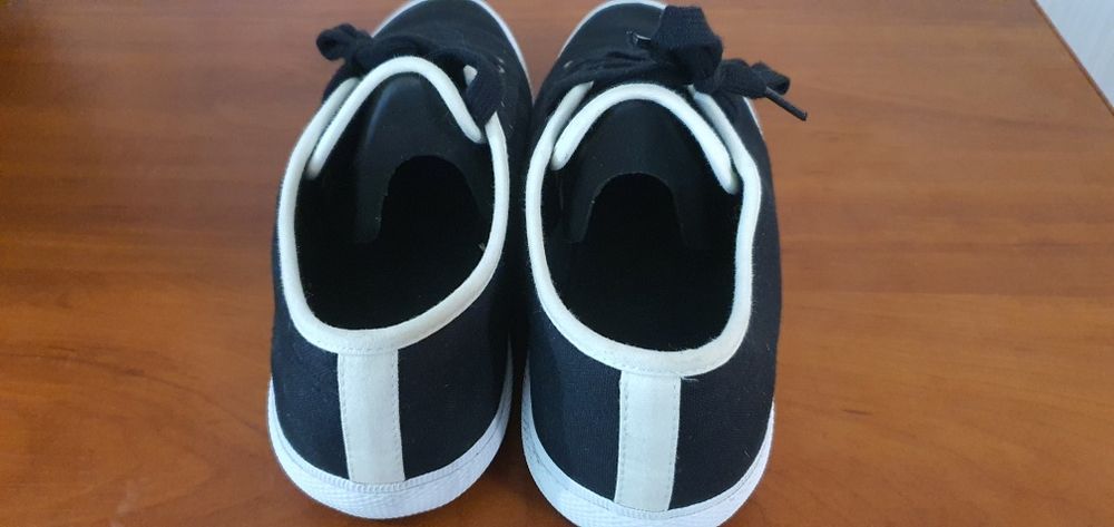 Жіночі кеди  Vilains SF 41 p. Нові. (Краще ніж converse)