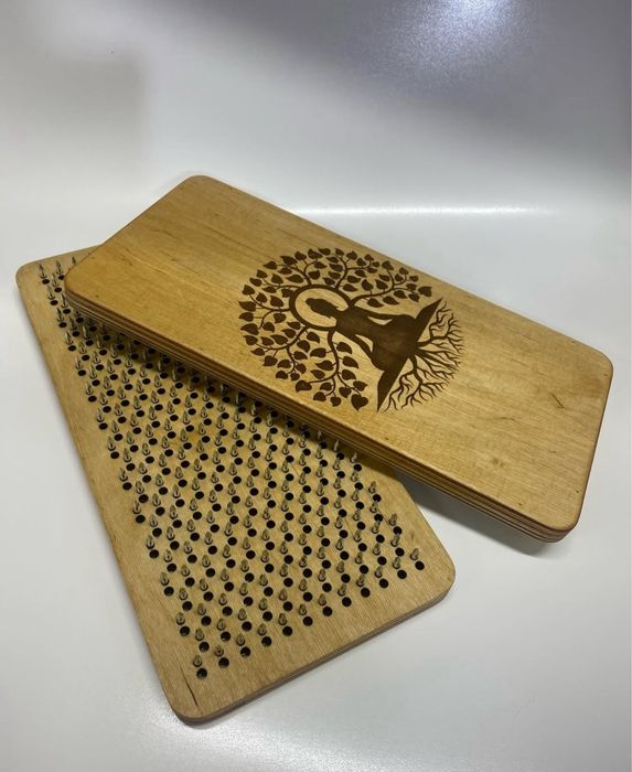 Доска садху. Доска с гвоздями. Доска для йоги