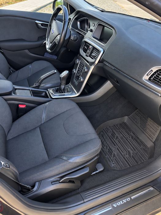 Volvo V40 Cross Country 1.6 D2 Momentum | 115 cv | 2014