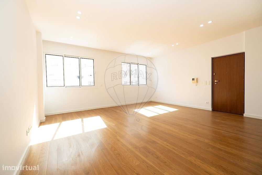 Apartamento T3 para arrendamento