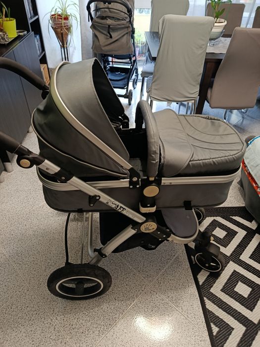 Carrinho de bebé Pierre Cardin