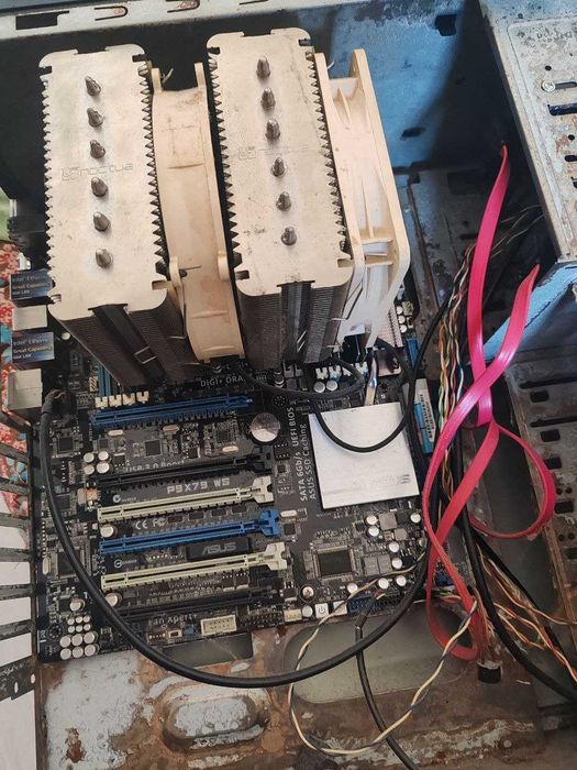 Комплект asus p9x79 ws + i7 3820 + 12 gb ddr3