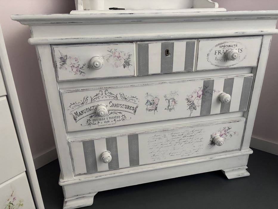 Komoda z lustrem Prowansja Shabby retro biała