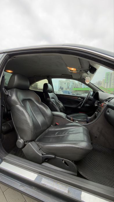 Mercedes-Benz CLK 320 Автомат 3.2 газ бенз