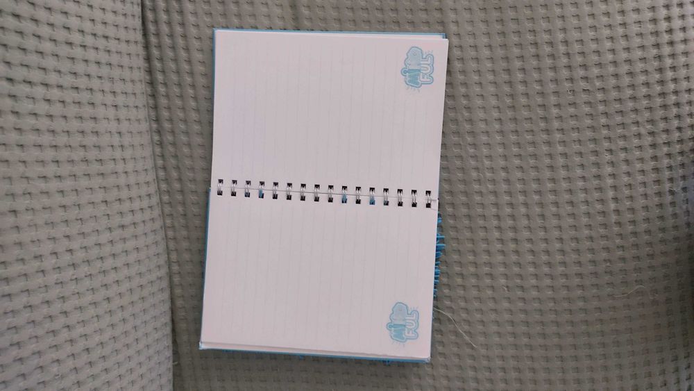 Cadernos de criança para escrever