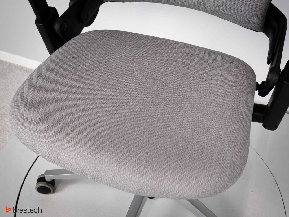 Fotel biurowy Steelcase Leap V2