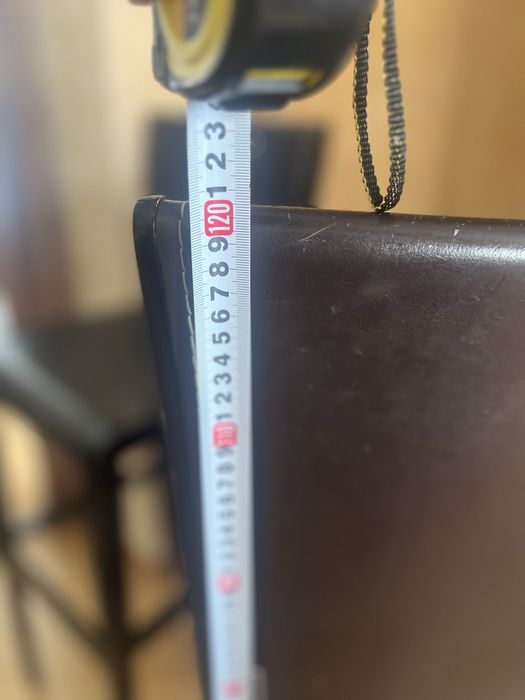 Стільці барні