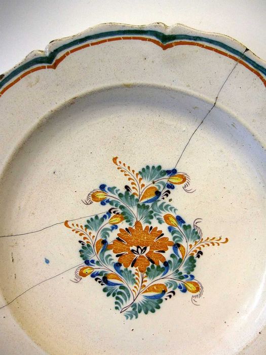 raro antigo prato em faiança portuguesa da Viana - com gatos