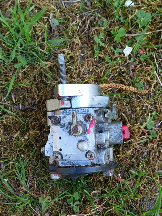 Суверенір з війни карбюратор