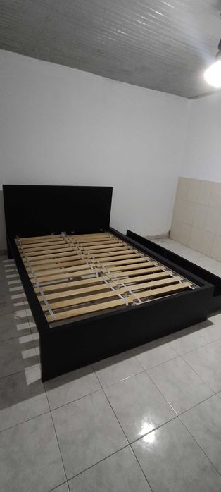 Cama nova 2 gavetas 140x200cm IKEA