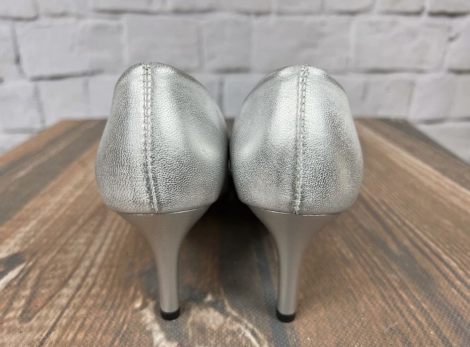 Boccato Srebrne szpilki rozm 36